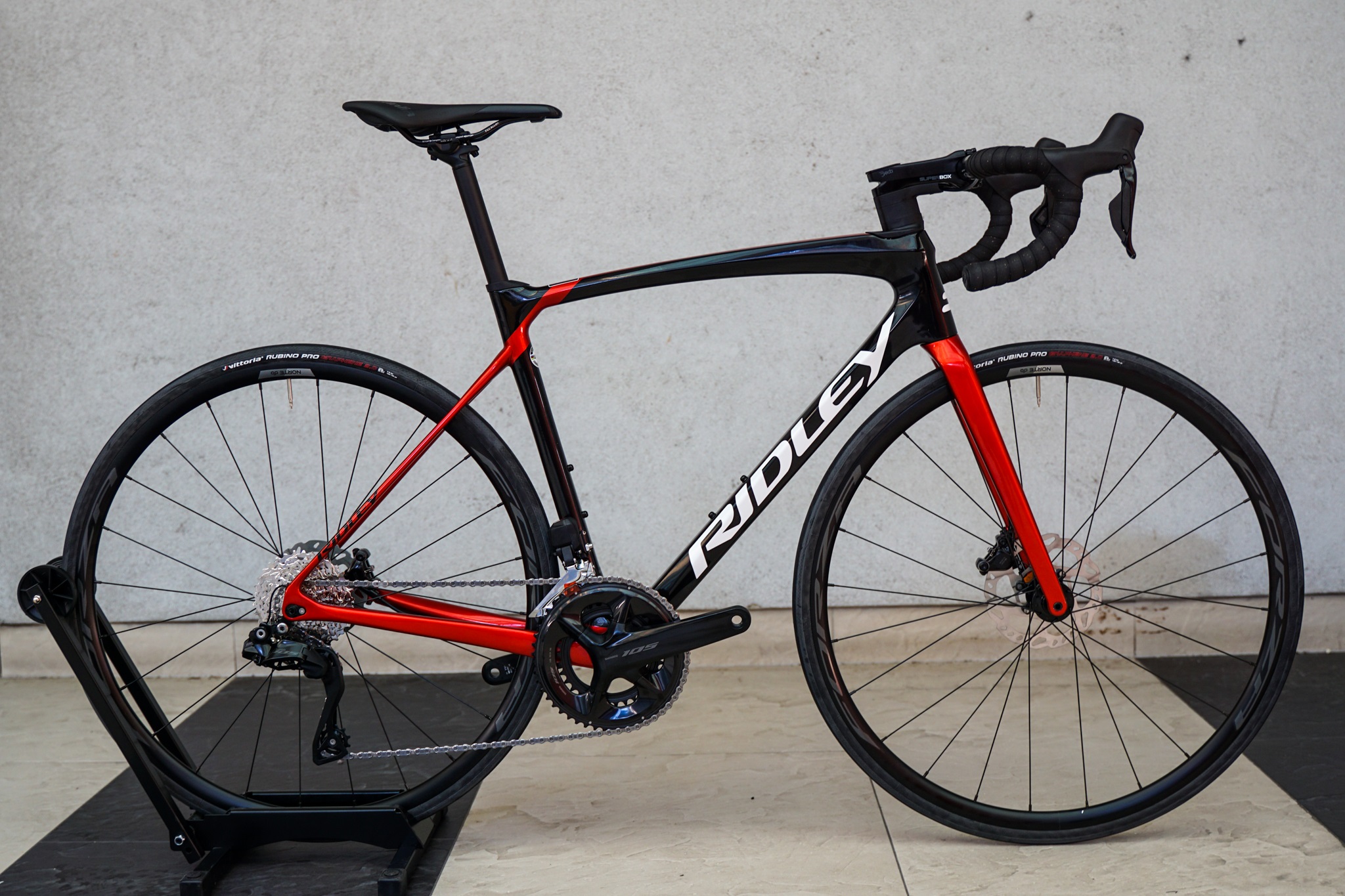 Ridley Fenix SLiC Shimano 105 Di2 2023