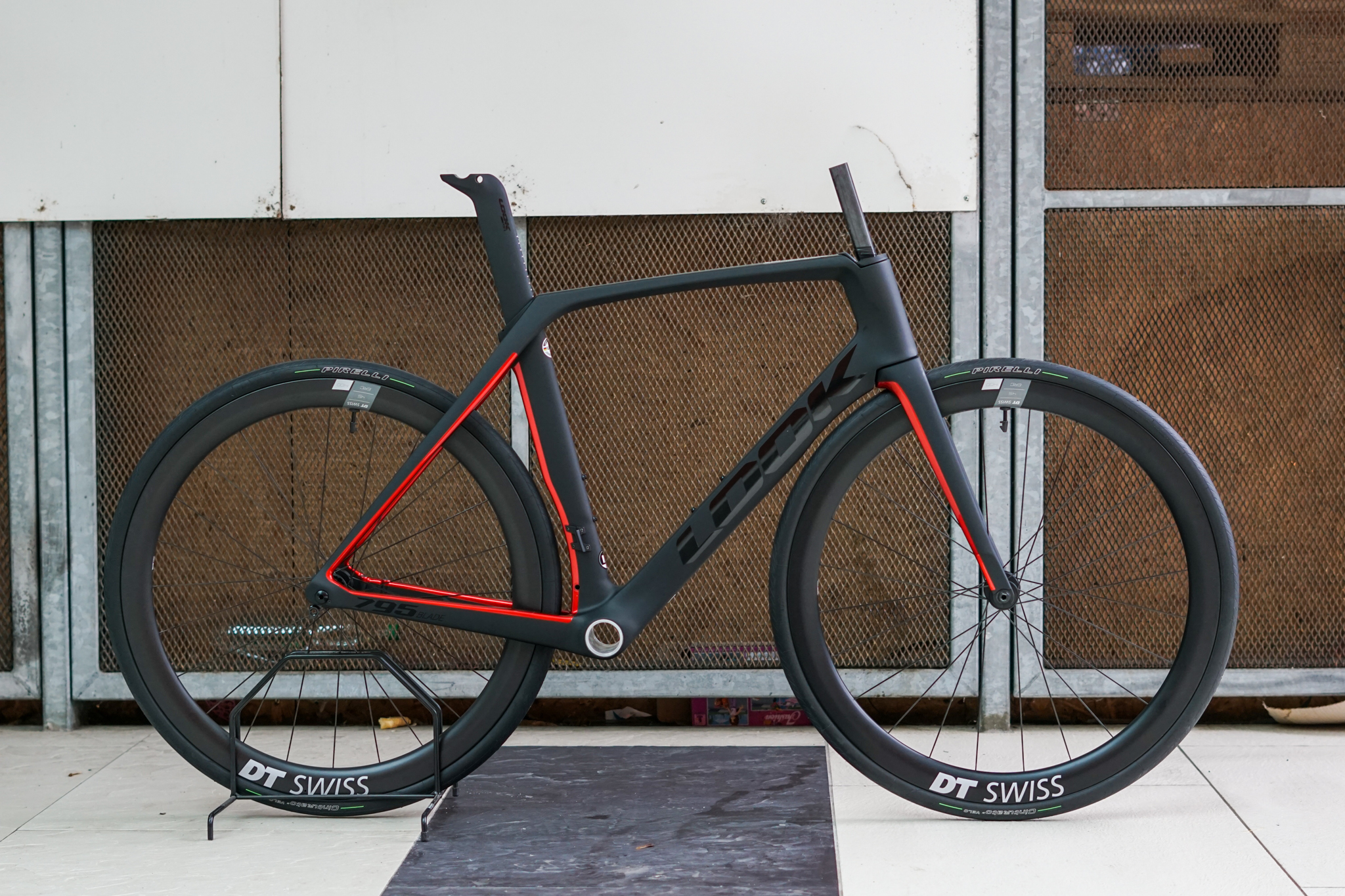 Rámová sada Look 795 Blade DISC RED M
