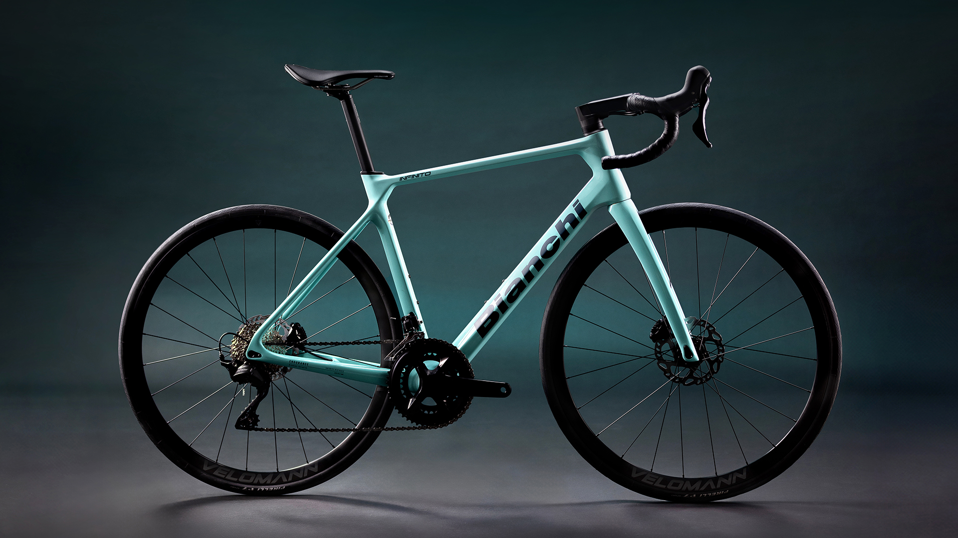 Bianchi Infinito Ultegra Di2 - Celeste glossy/black decals 2025