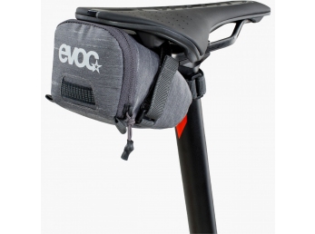 Podsedlová brašna EVOC SEAT BAG TOUR M 1L karbon šedá