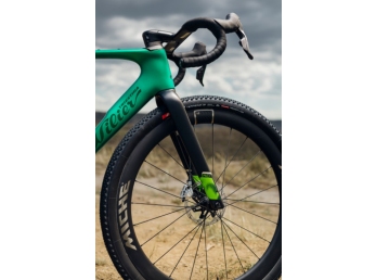 Wilier RAVE ID2 SRAM FORCE XPLR AXS E1 1x13S 	MICHE AERO GRAFF CARBON 48 Pixel GREEN