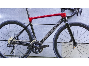 Ridley FALCN Shimano 105 Di2, UD Carbon + Candy Red Metallic + Silver S 54cm