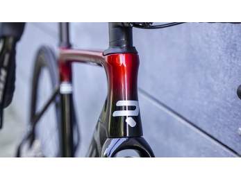 Ridley FALCN Shimano 105 Di2, UD Carbon + Candy Red Metallic + Silver S 54cm