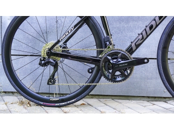 Ridley FALCN Shimano 105 Di2, UD Carbon + Candy Red Metallic + Silver S 54cm