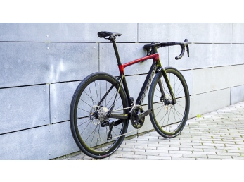 Ridley FALCN Shimano 105 Di2, UD Carbon + Candy Red Metallic + Silver S 54cm