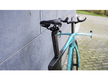 Bianchi Aquila RC Sram Rival AXS E1, Metallic Celeste Black 2026
