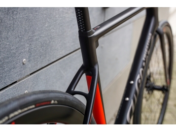 Wilier ZERO SL Disc + 105 Di2 + NDR38 black red VELIKOST  S