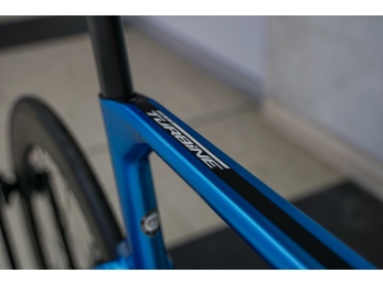 kolo TURBINE ULTEGRA Di2 Disc+COMETE Azzuro