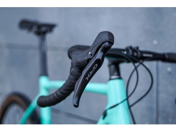 Bianchi Impulso PRO Shimano GRX 600 11sp 2023 Celeste