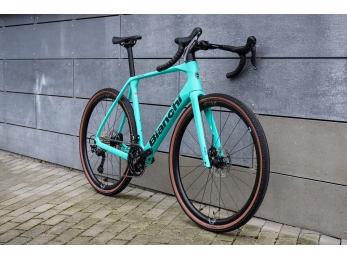 Bianchi Impulso PRO Shimano GRX 820 DISC 2X12S CELESTE 2026