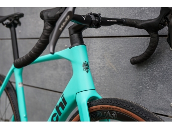 Bianchi Impulso PRO Shimano GRX 820 DISC 2X12S CELESTE 2026