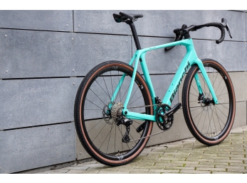 Bianchi Impulso PRO Shimano GRX 820 DISC 2X12S CELESTE 2026