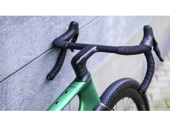 Wilier RAVE ID2 SRAM FORCE XPLR AXS E1 1x13S 	MICHE AERO GRAFF CARBON 48 Pixel GREEN