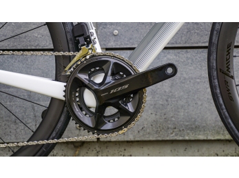 Wilier GARDA Shimano 105 Di2 +Miche SWR 40 Carbon White Black XL