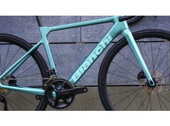 Bianchi Sprint Shimano 105 mech.12sp Disc Metallic Celeste 2026