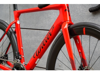Wilier FILANTE SL Disc + 105 Di2 + NDR50 RED M