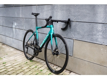 Bianchi Specialissima PRO Ultegra Di2 + WATT - karbon kola Palladium 33 2025