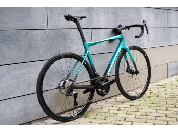 Bianchi Specialissima PRO Ultegra Di2 + WATT - karbon kola Palladium 33 2025