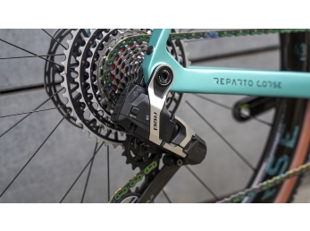 Bianchi Impulso RC SRAM FORCE XLPR 1X13 DISC CELESTE METALLIC 2026