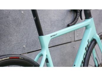 Bianchi Sprint Shimano 105 mech.12sp  Disc Celeste/Graphite Full Glossy 2025