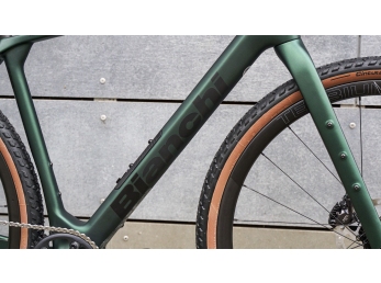 Bianchi ARCADEX PRO GRX 820 DISC Forest green/Graphite matt 1X12 2025