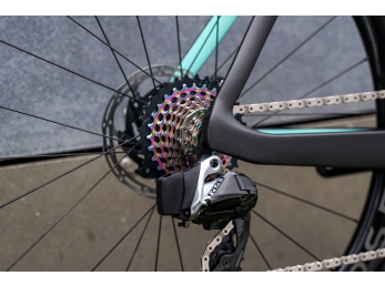 Bianchi Oltre PRO Disc SRAM RED AXS 12sp Graphite/CK16 matt 55cm 2023