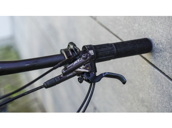 Testovací flotila Wilier URTA MAX SLR + XT 1x12 + SID + K6 grey L