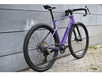 Wilier RAVE ID2 SRAM RIVAL XPLR AXS E1 1x13S MICHE GRAFF XL Neon Purple
