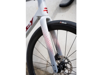n RS Sram RED AXS 2x12 Battleship Grey + Candy Red Metallic