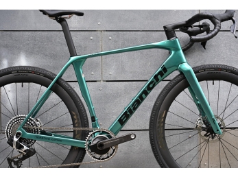 Bianchi Impulso RC SRAM RED XPLR - Officina Bianchi  Chromo Celeste velikost M