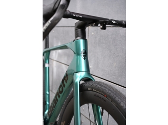 Bianchi Impulso RC SRAM RED XPLR - Officina Bianchi  Chromo Celeste velikost M