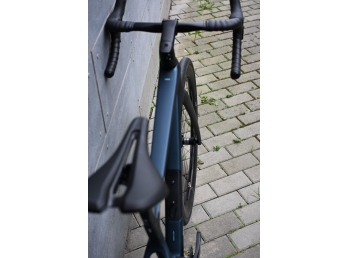 Bianchi INFINITO PRO SHIMANO 105 Di2 Petrol green / CK16 Full Satin