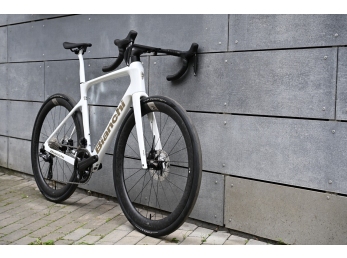 Bianchi INFINITO PRO ULTEGRA Di2 Metallic White / Chrome Full Glossy