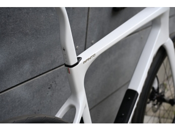 Bianchi INFINITO PRO ULTEGRA Di2 Metallic White / Chrome Full Glossy