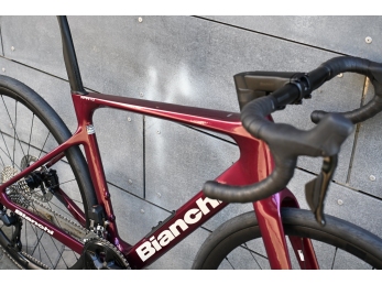 Bianchi INFINITO SHIMANO 105 12s Burgundy Red – White Full Glossy