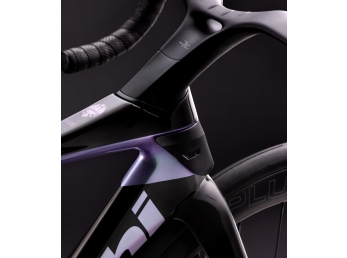 Bianchi Oltre PRO Disc FORCE AXS 12sp Carbon UD/Pearlized Iridescent 2025