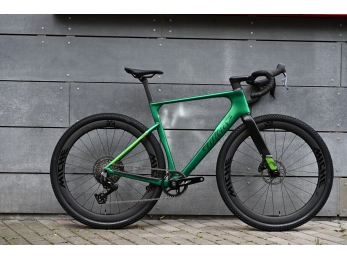 Wilier RAVE SLR ID2+RIVAL XPLR E1 1x13+Miche STERRATO Carbon Pixel Green vel L