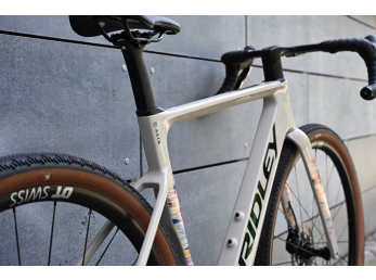 RIDLEY E-ASTR Sram RIVAL XPLR Raw Sugar/Black S