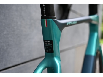 Bianchi Specialissima PRO Ultegra Di2 4iiii – Petrolio/Celeste 2027