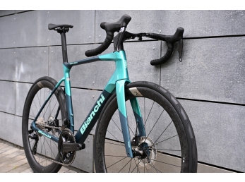 Bianchi Specialissima PRO Ultegra Di2 4iiii – Petrolio/Celeste 2027